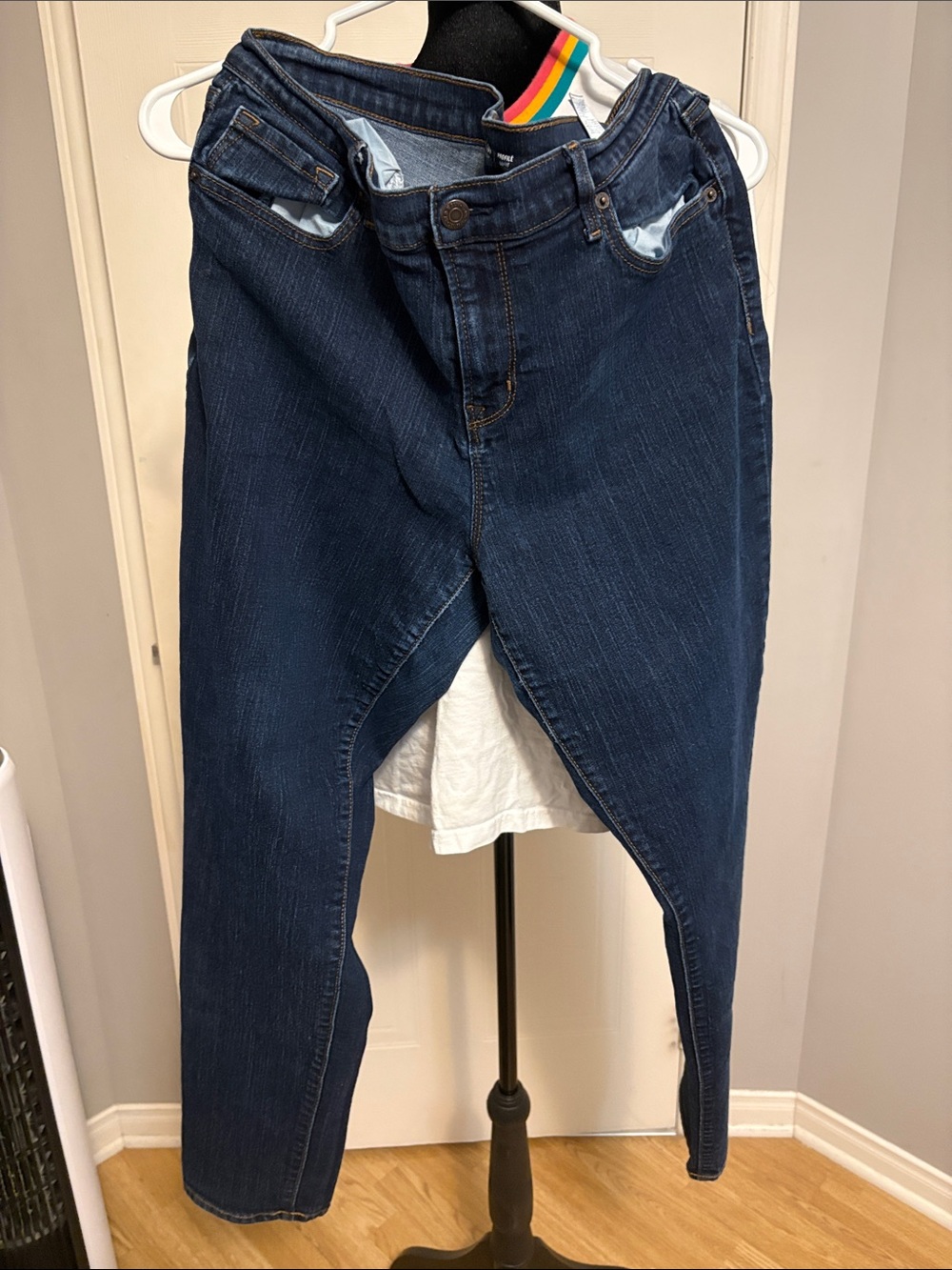 Old Navy Curvy Skinny Jeans – Size 14 – Stretch Denim
